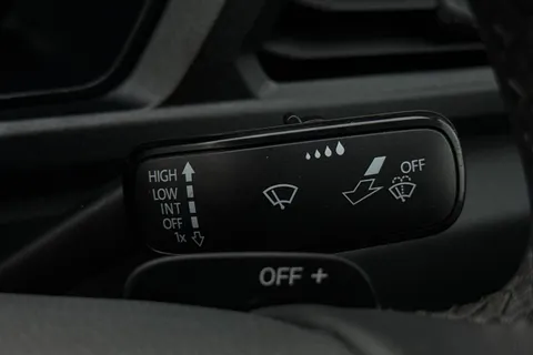 DC75KTD Volkswagen Caddy 2.0 TDI 122PS Commerce Pro Van DSG [Tech Pack] Thumbnail #39