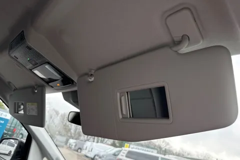 DC75KTD Volkswagen Caddy 2.0 TDI 122PS Commerce Pro Van DSG [Tech Pack] Thumbnail #43