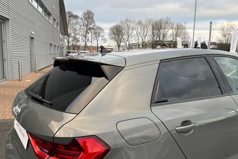 PY22RGO Audi A1 S line 35 TFSI  150 PS S tronic Thumbnail #37