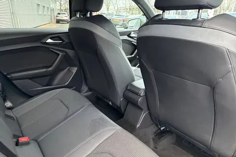 PY22RGO Audi A1 S line 35 TFSI  150 PS S tronic Thumbnail #40