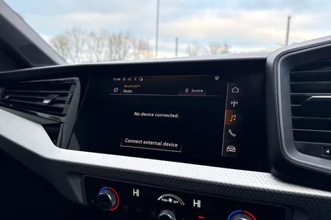 PY22RGO Audi A1 S line 35 TFSI  150 PS S tronic Thumbnail #60