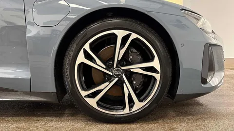 AY23XGM Audi e-tron GT GT quattro 350,00 kW Thumbnail #6