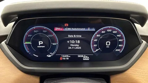 AY23XGM Audi e-tron GT GT quattro 350,00 kW Thumbnail #10