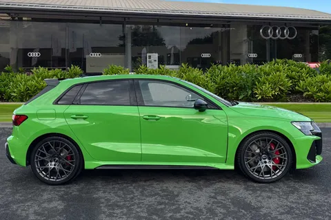 PY75GJK Audi RS 3 RS 3 Sportback Carbon Black 400 PS S tronic Thumbnail #4