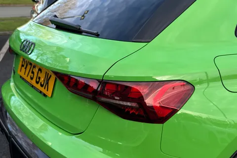 PY75GJK Audi RS 3 RS 3 Sportback Carbon Black 400 PS S tronic Thumbnail #8