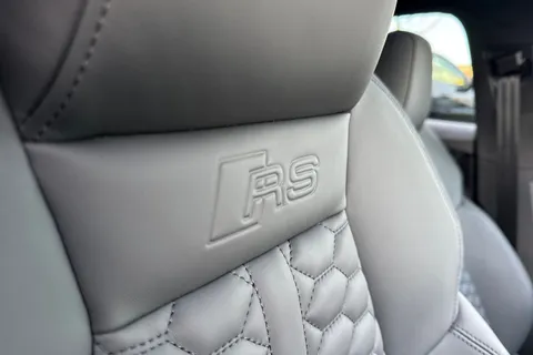 PY75GJK Audi RS 3 RS 3 Sportback Carbon Black 400 PS S tronic Thumbnail #47