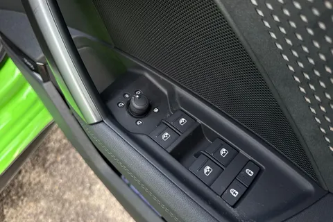 PY75GJK Audi RS 3 RS 3 Sportback Carbon Black 400 PS S tronic Thumbnail #50