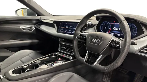 LR71MKX Audi e-tron GT 93.4kWh Auto quattro 4dr Thumbnail #7