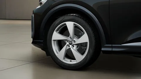 DX75TWW Audi Q5 SUV S line TDI quattro 204 PS S tronic Thumbnail #5