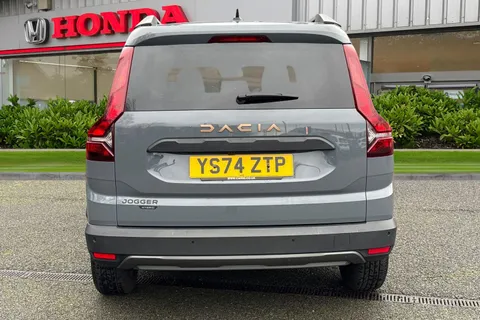 YS74ZTP Dacia Jogger 1.6 HEV Extreme 5dr Auto Thumbnail #7