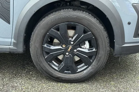 YS74ZTP Dacia Jogger 1.6 HEV Extreme 5dr Auto Thumbnail #13