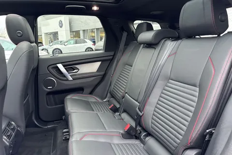 GY22JJX Land Rover Discovery Sport 2.0 D200 MHEV R-Dynamic HSE Auto 4WD Euro 6 (s/s) 5dr Thumbnail #14