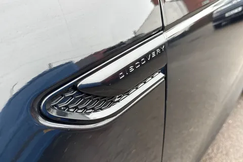 GY22JJX Land Rover Discovery Sport 2.0 D200 MHEV R-Dynamic HSE Auto 4WD Euro 6 (s/s) 5dr Thumbnail #26
