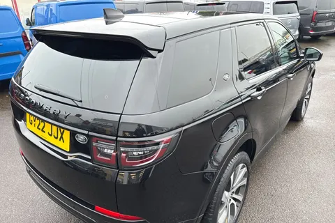 GY22JJX Land Rover Discovery Sport 2.0 D200 MHEV R-Dynamic HSE Auto 4WD Euro 6 (s/s) 5dr Thumbnail #31