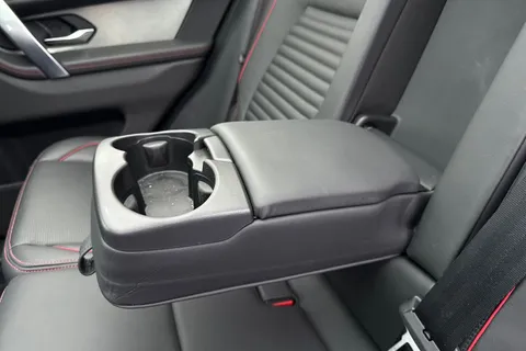 GY22JJX Land Rover Discovery Sport 2.0 D200 MHEV R-Dynamic HSE Auto 4WD Euro 6 (s/s) 5dr Thumbnail #35