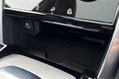 GY22JJX Land Rover Discovery Sport 2.0 D200 MHEV R-Dynamic HSE Auto 4WD Euro 6 (s/s) 5dr Thumbnail #50