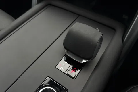 KT74DCE Land Rover Discovery 3.0 D350 Dynamic HSE 5dr Thumbnail #15