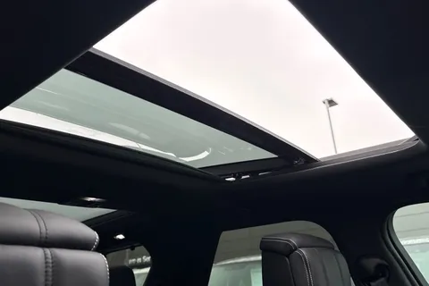 KT74DCE Land Rover Discovery 3.0 D350 Dynamic HSE 5dr Thumbnail #33