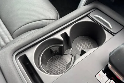 KT74DCE Land Rover Discovery 3.0 D350 Dynamic HSE 5dr Thumbnail #47