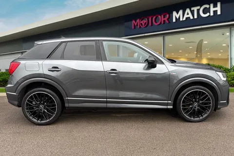 WR21XHB Audi Q2 1.5 TFSI CoD 35 Black Edition S Tronic Euro 6 (s/s) 5dr Thumbnail #4