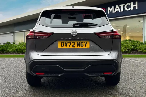 DV72MGY Nissan Qashqai 1.3 DIG-T MHEV Acenta Premium XTRON Euro 6 (s/s) 5dr Thumbnail #5