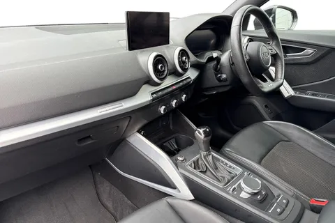 WR21XHB Audi Q2 1.5 TFSI CoD 35 Black Edition S Tronic Euro 6 (s/s) 5dr Thumbnail #16