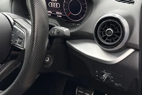 WR21XHB Audi Q2 1.5 TFSI CoD 35 Black Edition S Tronic Euro 6 (s/s) 5dr Thumbnail #40