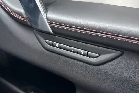 KW72LHE Land Rover Discovery Sport 2.0 D200 R-Dynamic HSE 5dr Thumbnail #27