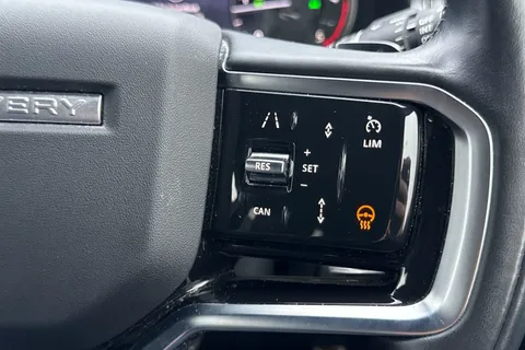 KW72LHE Land Rover Discovery Sport 2.0 D200 R-Dynamic HSE 5dr Thumbnail #35