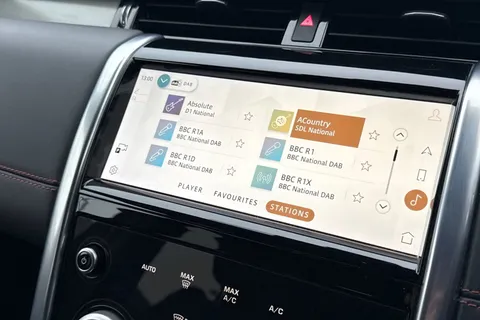 KW72LHE Land Rover Discovery Sport 2.0 D200 R-Dynamic HSE 5dr Thumbnail #37