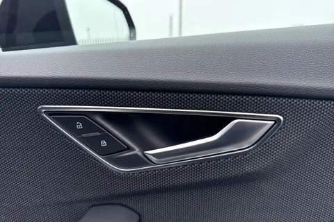  Audi Q2 1.0 TFSI 30 Black Edition Euro 6 (s/s) 5dr Thumbnail #21