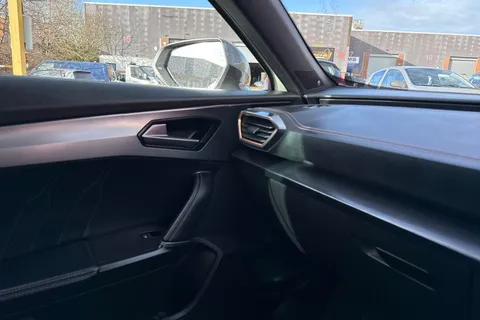 OY22FCP CUPRA Formentor 2.0 TSI VZ2 DSG 4Drive Euro 6 (s/s) 5dr Thumbnail #33