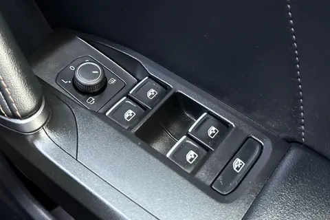 OY22FCP CUPRA Formentor 2.0 TSI VZ2 DSG 4Drive Euro 6 (s/s) 5dr Thumbnail #36