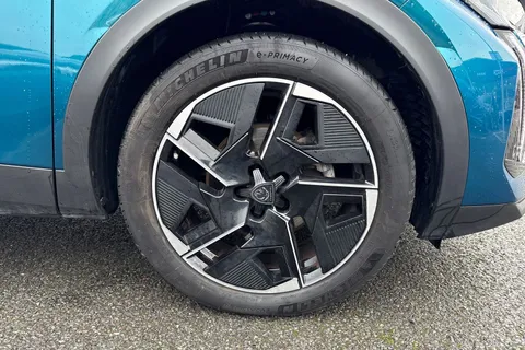 9 of 66 for PEUGEOT 408 1.2 PureTech GT Fastback EAT Euro 6 (s/s) 5dr