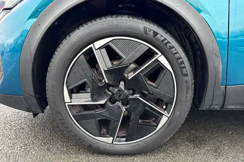 12 of 66 for PEUGEOT 408 1.2 PureTech GT Fastback EAT Euro 6 (s/s) 5dr