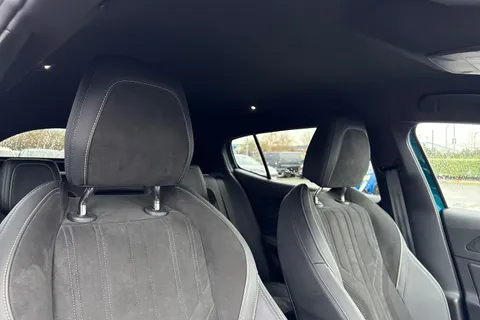 23 of 66 for PEUGEOT 408 1.2 PureTech GT Fastback EAT Euro 6 (s/s) 5dr