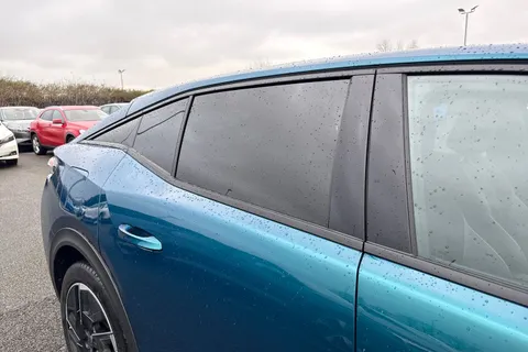 35 of 66 for PEUGEOT 408 1.2 PureTech GT Fastback EAT Euro 6 (s/s) 5dr