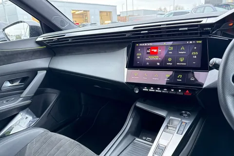 41 of 66 for PEUGEOT 408 1.2 PureTech GT Fastback EAT Euro 6 (s/s) 5dr