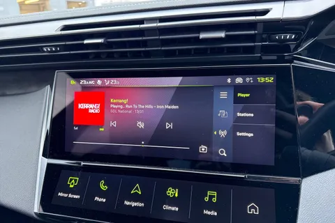 42 of 66 for PEUGEOT 408 1.2 PureTech GT Fastback EAT Euro 6 (s/s) 5dr