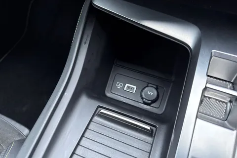 54 of 66 for PEUGEOT 408 1.2 PureTech GT Fastback EAT Euro 6 (s/s) 5dr