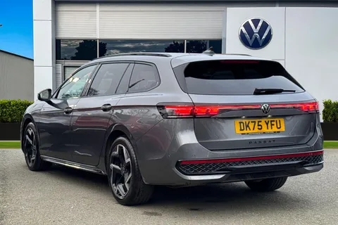 2 of 54 for Volkswagen Passat 1.5 eTSI R-Line 5dr DSG | Adaptive Cruise Control | Tow Bar