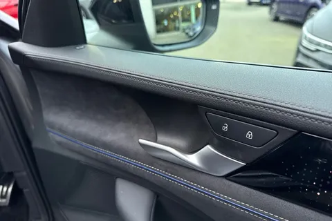 20 of 54 for Volkswagen Passat 1.5 eTSI R-Line 5dr DSG | Adaptive Cruise Control | Tow Bar