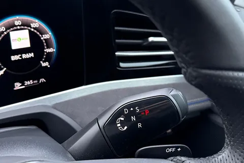 22 of 54 for Volkswagen Passat 1.5 eTSI R-Line 5dr DSG | Adaptive Cruise Control | Tow Bar