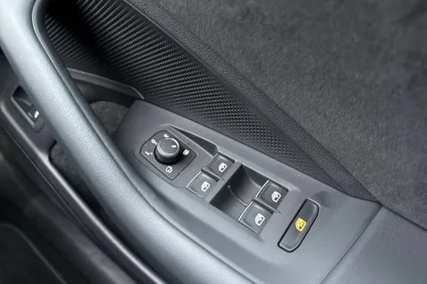 24 of 54 for Volkswagen Passat 1.5 eTSI R-Line 5dr DSG | Adaptive Cruise Control | Tow Bar