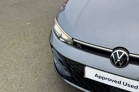 48 of 54 for Volkswagen Passat 1.5 eTSI R-Line 5dr DSG | Adaptive Cruise Control | Tow Bar