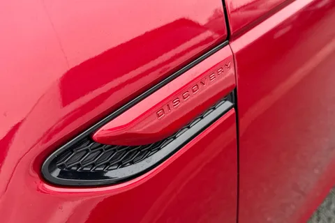 BG22UFY Land Rover Discovery Sport 2.0 D200 MHEV R-Dynamic SE Auto 4WD Euro 6 (s/s) 5dr Thumbnail #26