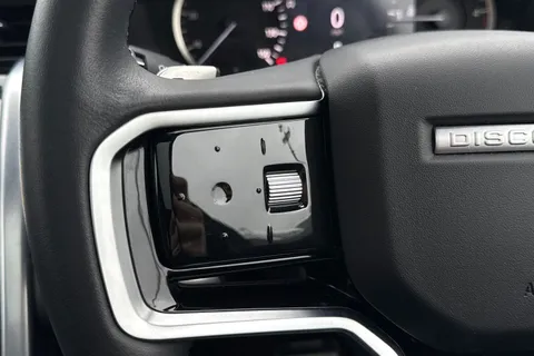 BG22UFY Land Rover Discovery Sport 2.0 D200 MHEV R-Dynamic SE Auto 4WD Euro 6 (s/s) 5dr Thumbnail #42