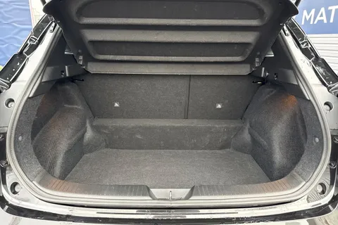 YG72UEK Nissan Qashqai 1.3 DIG-T MHEV Acenta Premium Euro 6 (s/s) 5dr Thumbnail #8