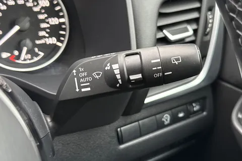 YG72UEK Nissan Qashqai 1.3 DIG-T MHEV Acenta Premium Euro 6 (s/s) 5dr Thumbnail #39