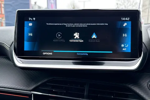 PL72WPM PEUGEOT 2008 1.2 PureTech GT Euro 6 (s/s) 5dr Thumbnail #18